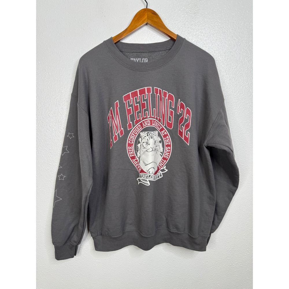 Taylor Swift I'm Feeling 22 Gray Crewneck Sweatshirt Size Large